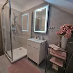 Málnaliget Rendezvényház *